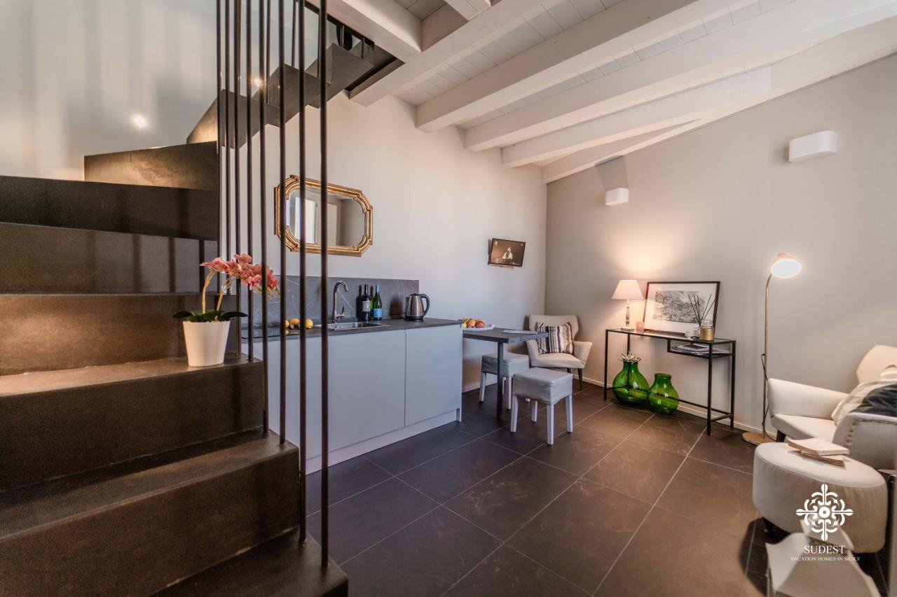 Ortigia Charming Suite Syracuse Exterior photo