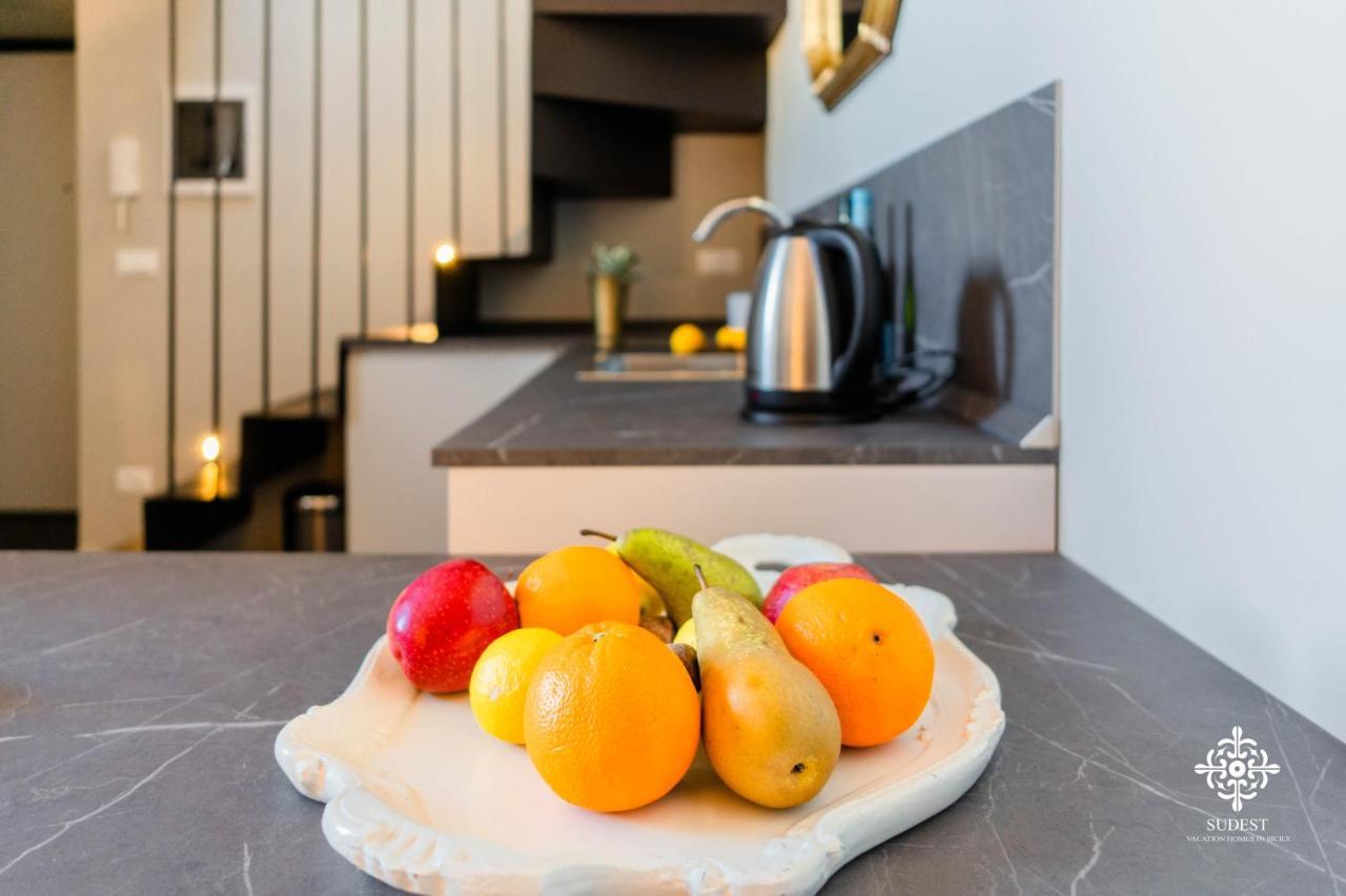 Ortigia Charming Suite Syracuse Exterior photo